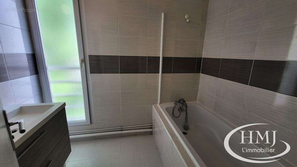 Maison 110 m² à Evry  - photo 4