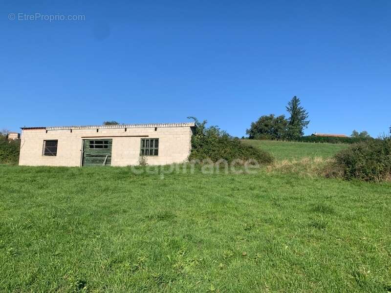 Maison à SAINT-GERMAIN-LAVAL