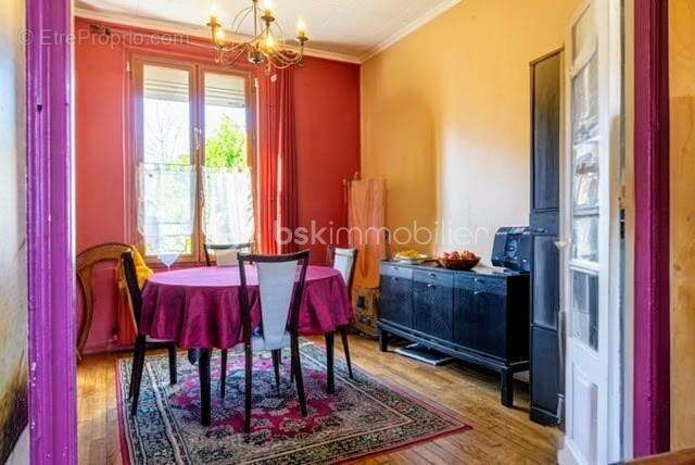 Maison à DAMMARIE-LES-LYS