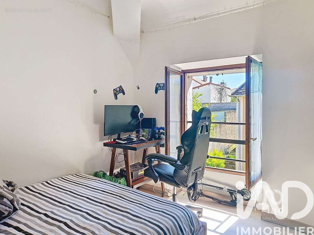 Photo 7 - Appartement à VILLECRESNES