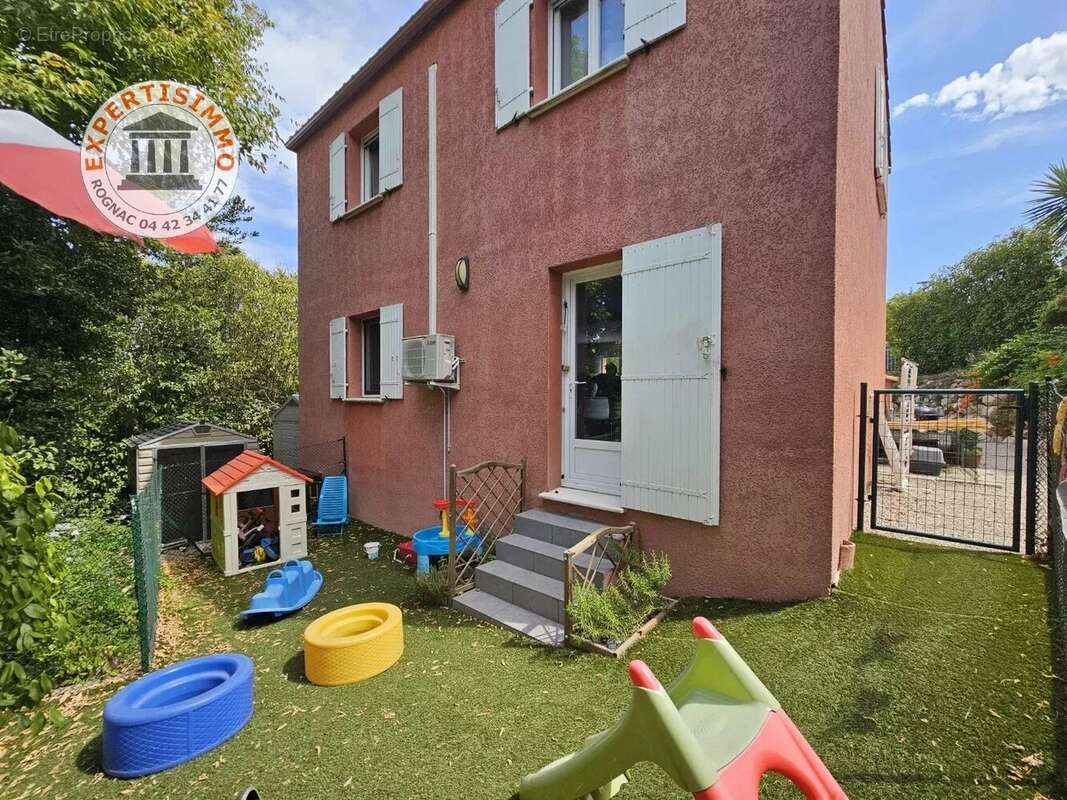 Maison à vendre à velaux (13880) — 110 m² avec 4 chambres, grand jardin de plus de 700 m², terrasse et aucun vis-à-vis - photo 10