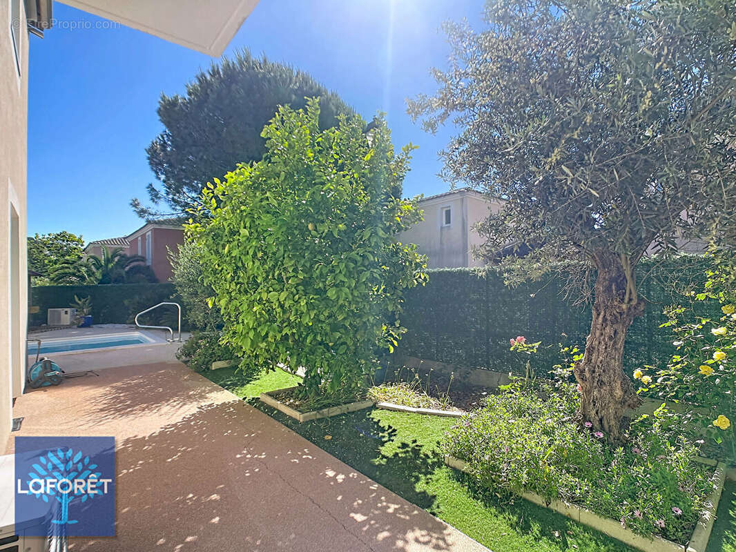 Magnifique villa 5 pieces - piscines - jardin - domaine - photo 5