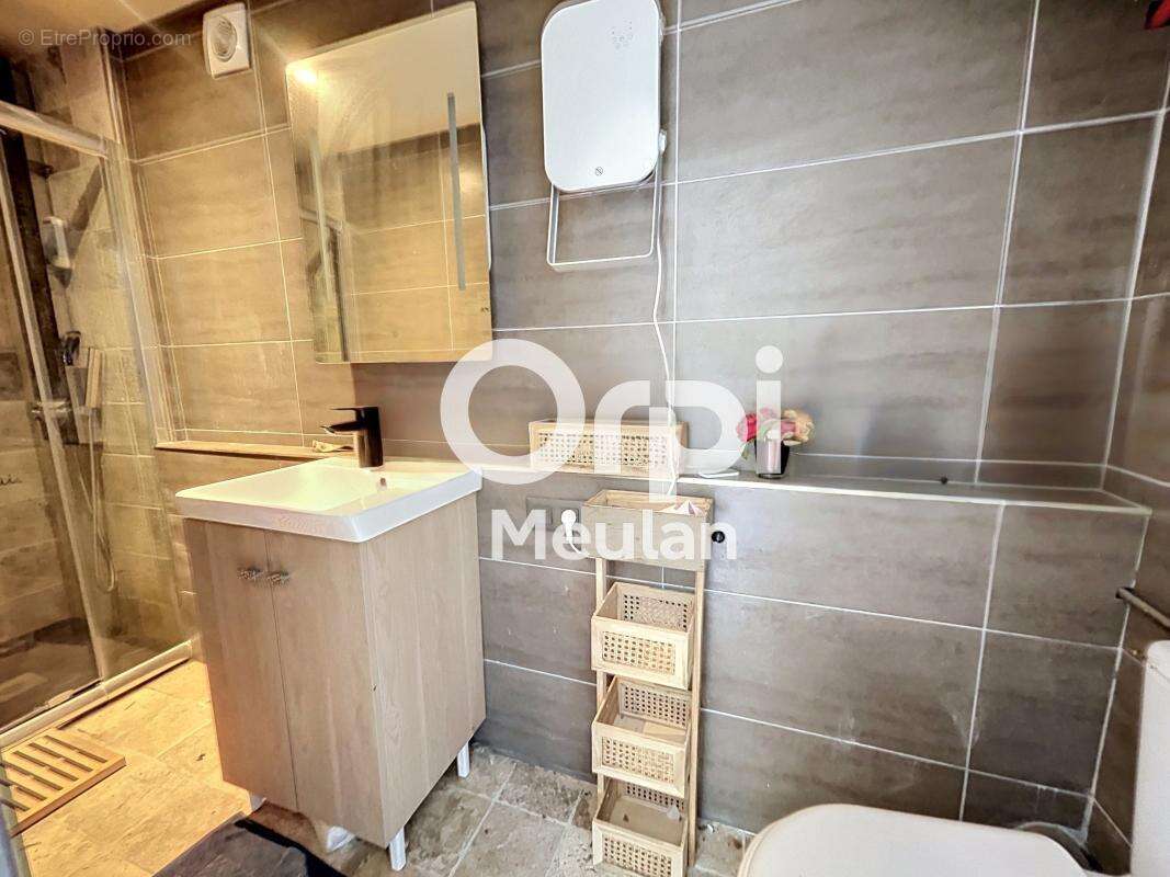 Appartement à SERAINCOURT