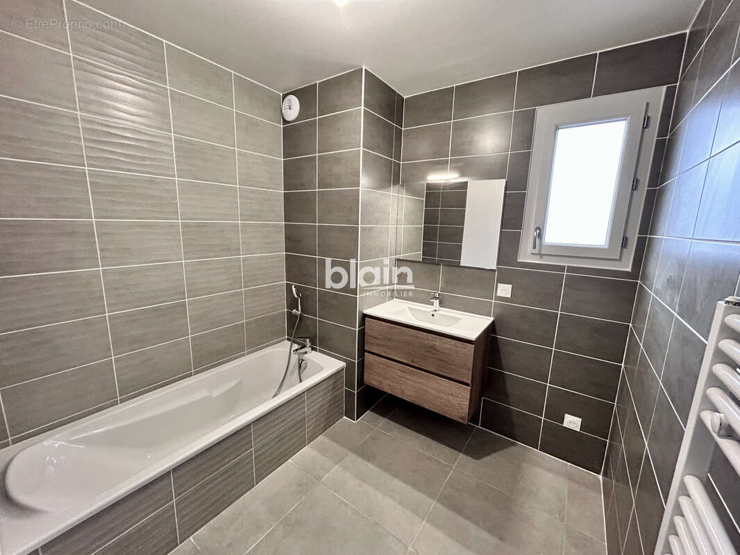 Appartement à SAINT-MARCELLIN