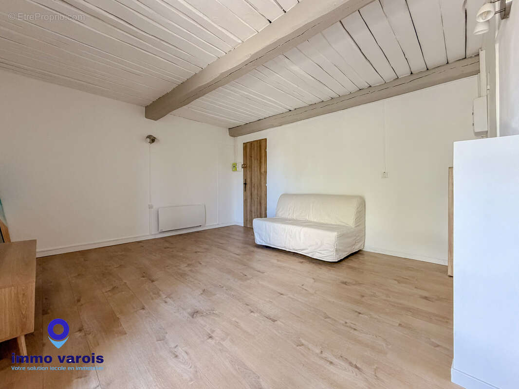 Les salins - studio proche de la mer avec terrasse et parking - photo 4