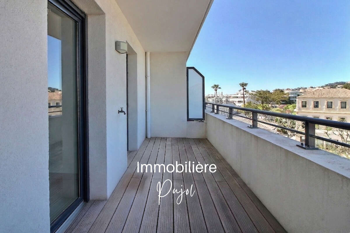 Appartement à MARSEILLE-8E