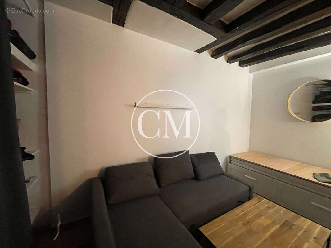 Appartement à VERSAILLES