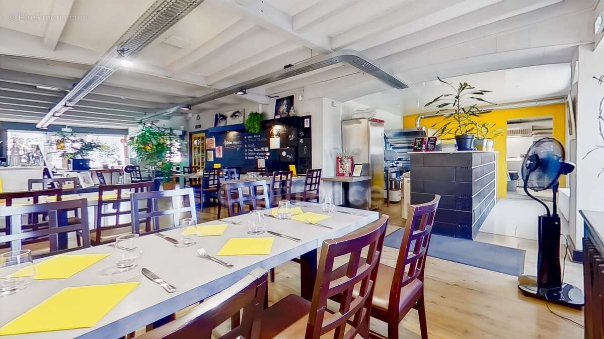 Fonds de commerce avec appartement F4 RESTAURANT à vendre VILLERS LA MONTAGNE (54) - photo 8