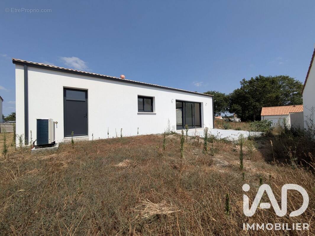 Photo 1 - Maison à CHALLANS