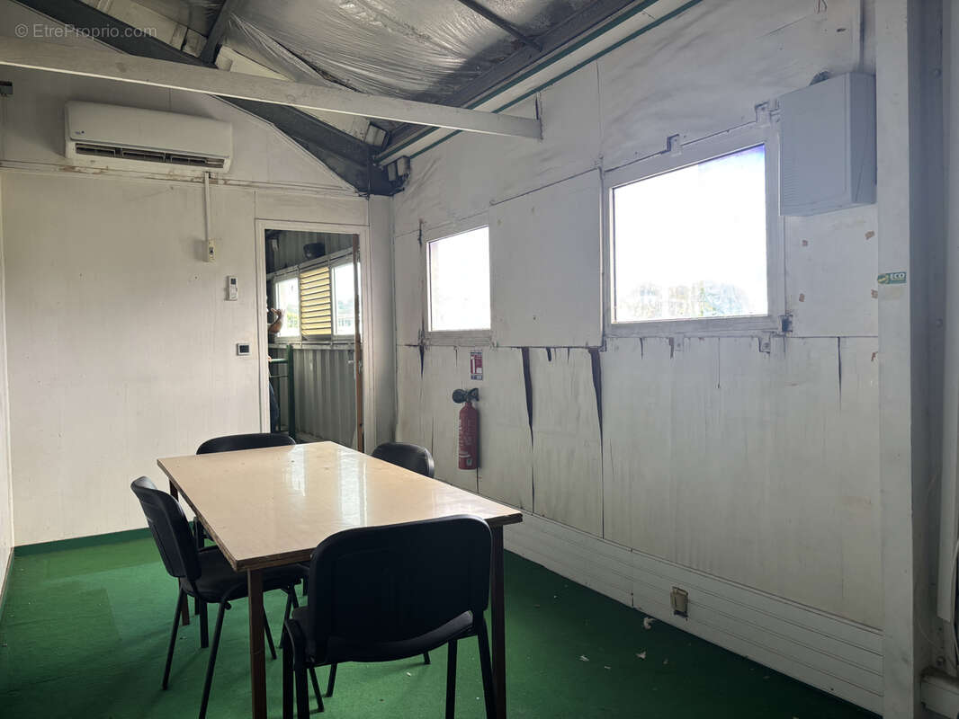 Commerce à FORT-DE-FRANCE