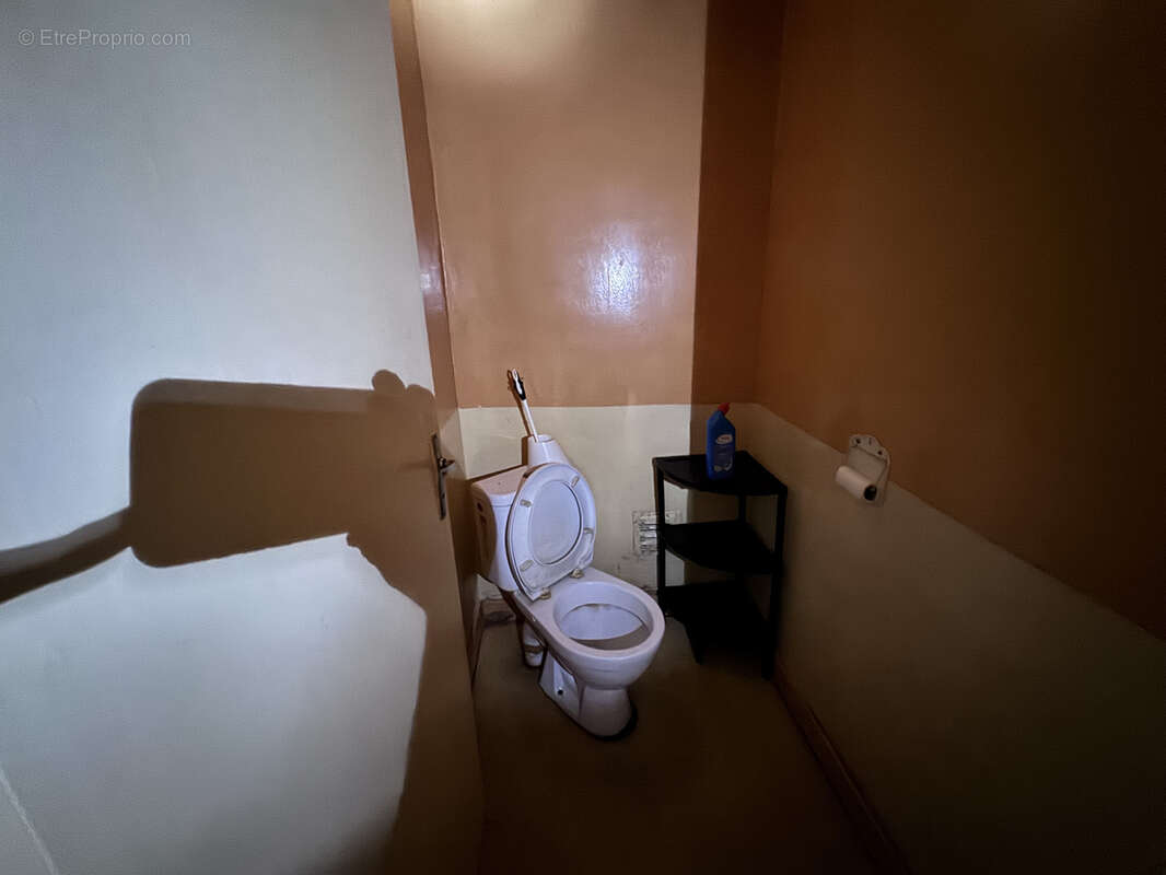 Maison à CONFLANS-SUR-LANTERNE