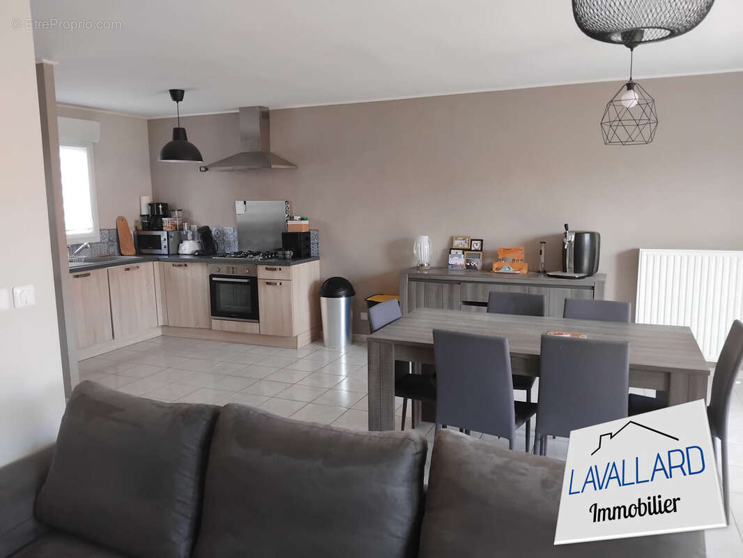 Maison à BERTRANCOURT