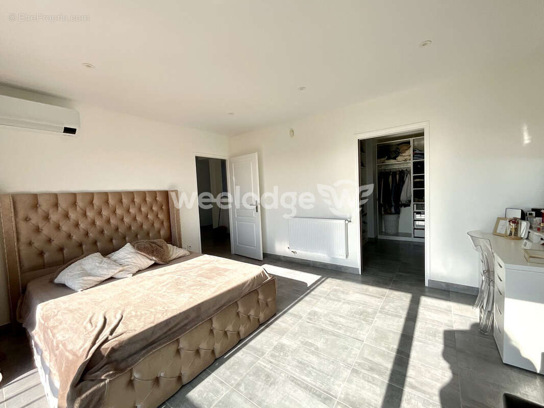 Maison à SAINT-GERMAIN-LAVAL