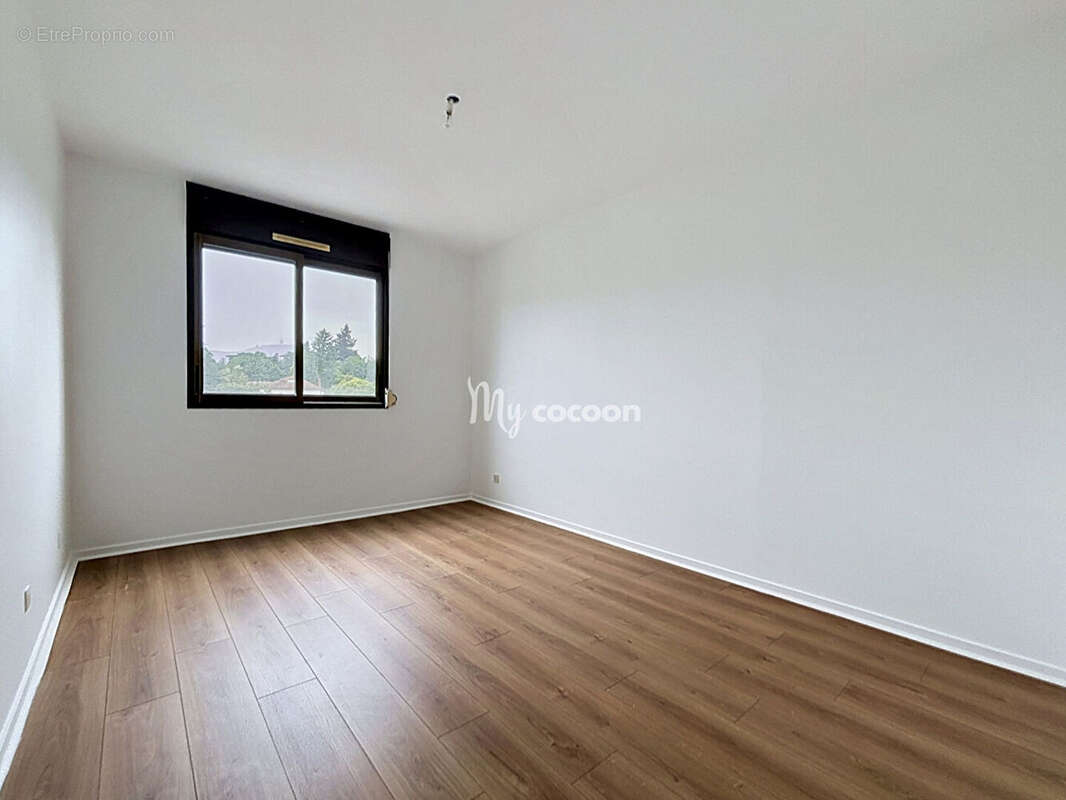 Appartement à LYON-9E