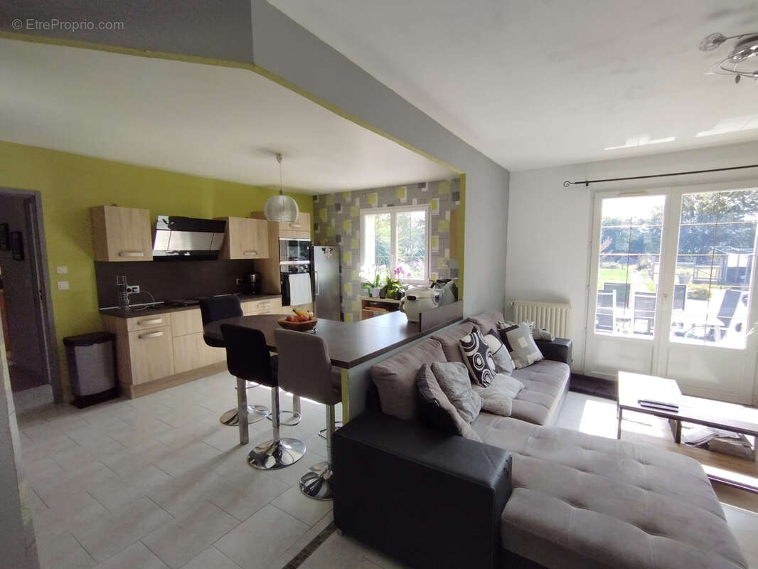 Maison à CLOYES-SUR-LE-LOIR