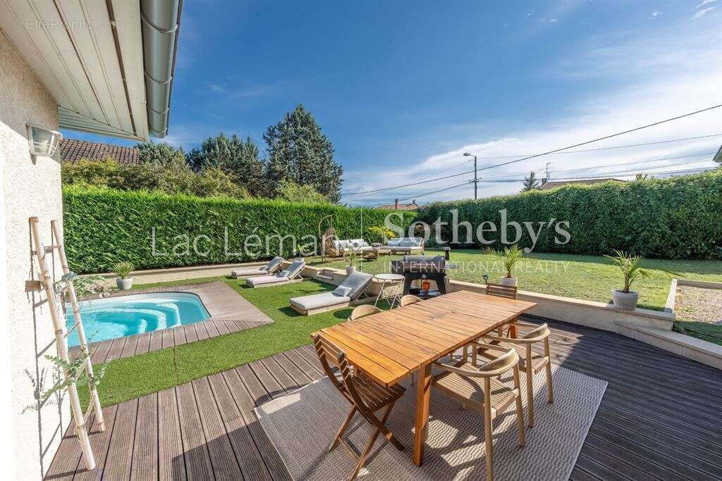 Maison à CHENS-SUR-LEMAN