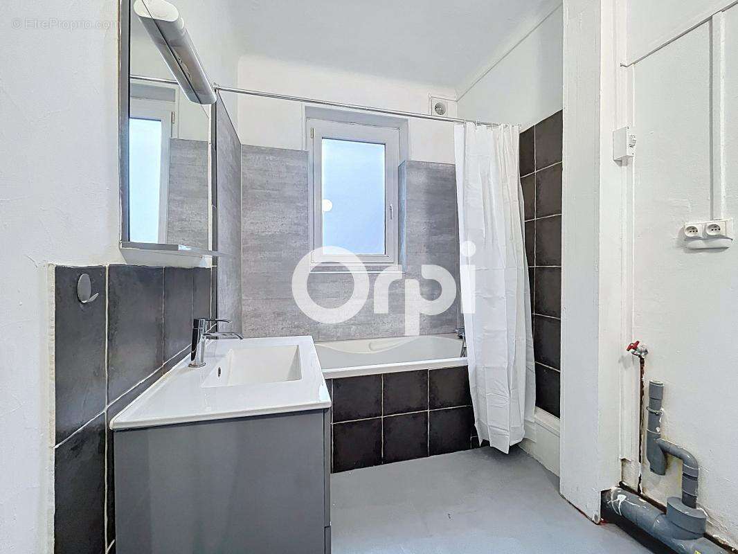 Appartement à BRIVE-LA-GAILLARDE