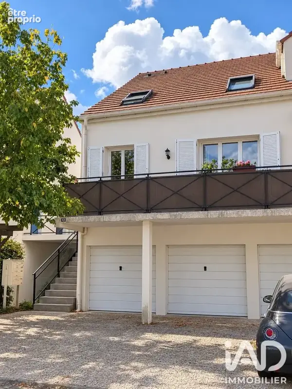 Photo 1 - Appartement à COMBS-LA-VILLE