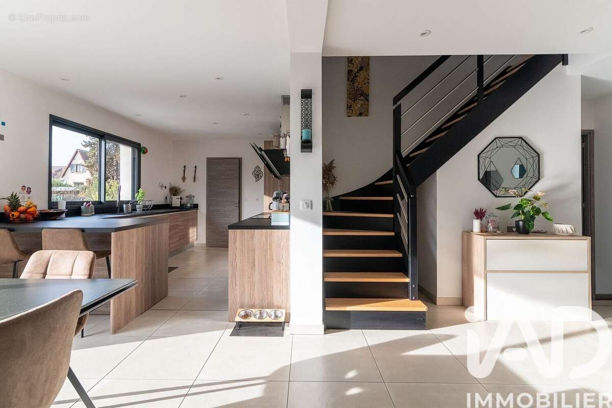 Photo 7 - Maison à NEUILLY-SUR-MARNE