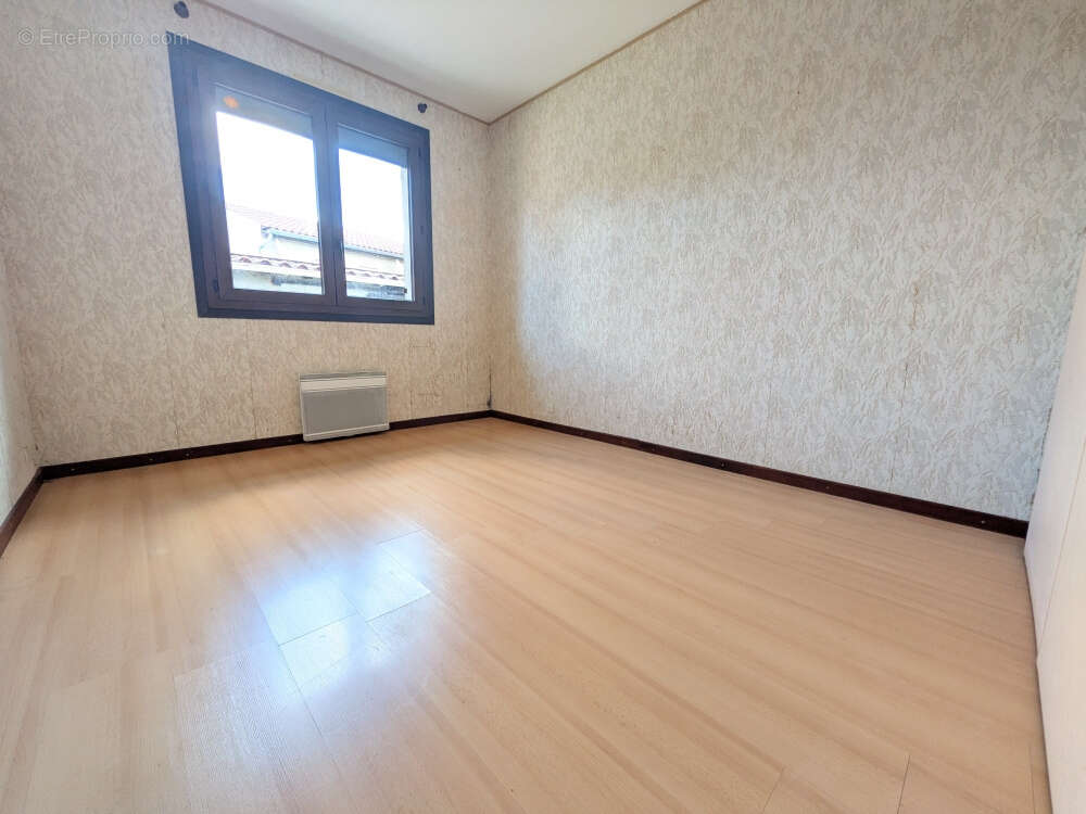 maison de plain pied garage trois chambres - photo 6