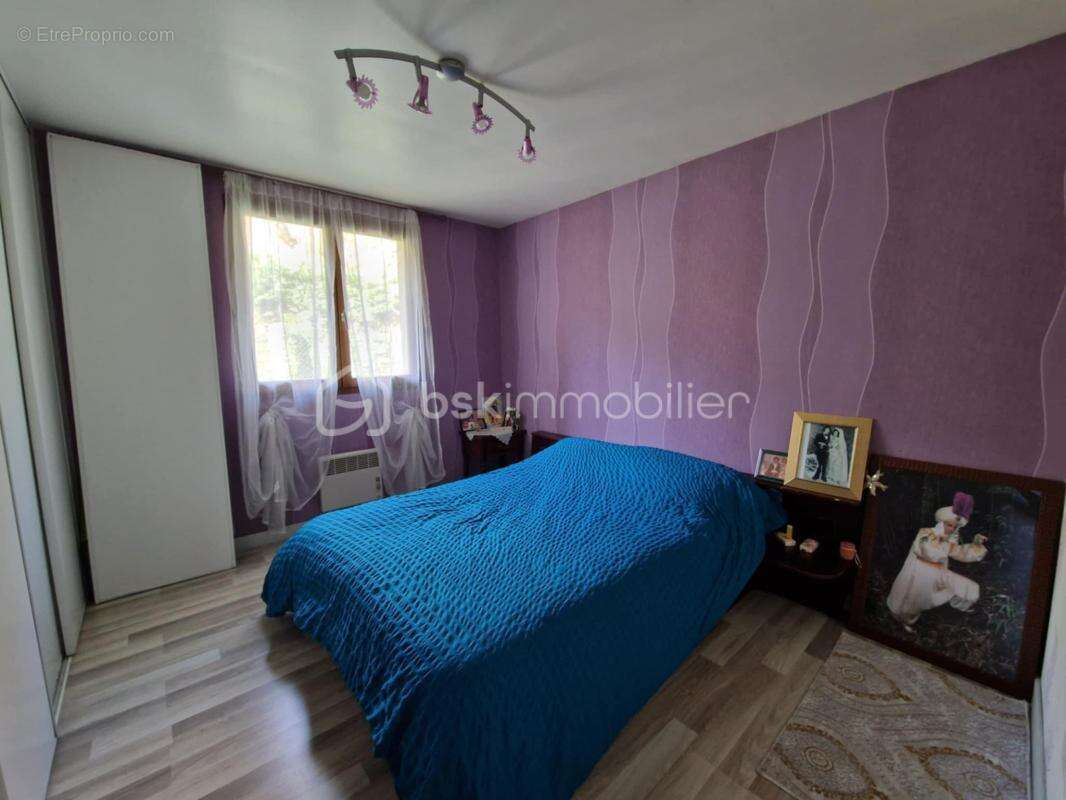 Maison à LA TOUR-DU-PIN