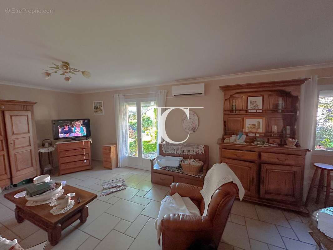 Maison à SAINT-AMBROIX