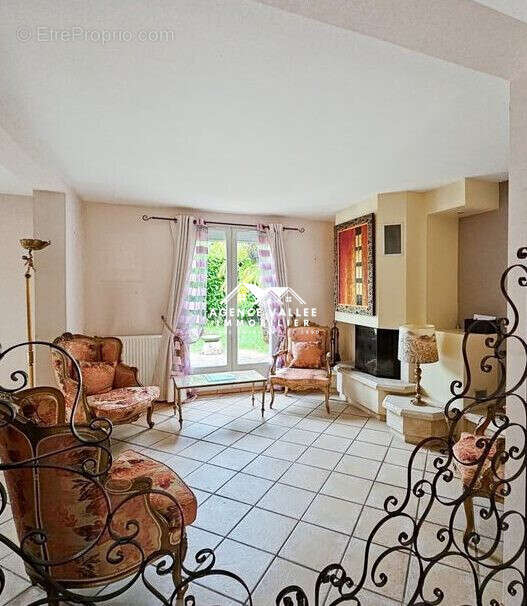 Maison à SAINT-GERMAIN-LES-CORBEIL