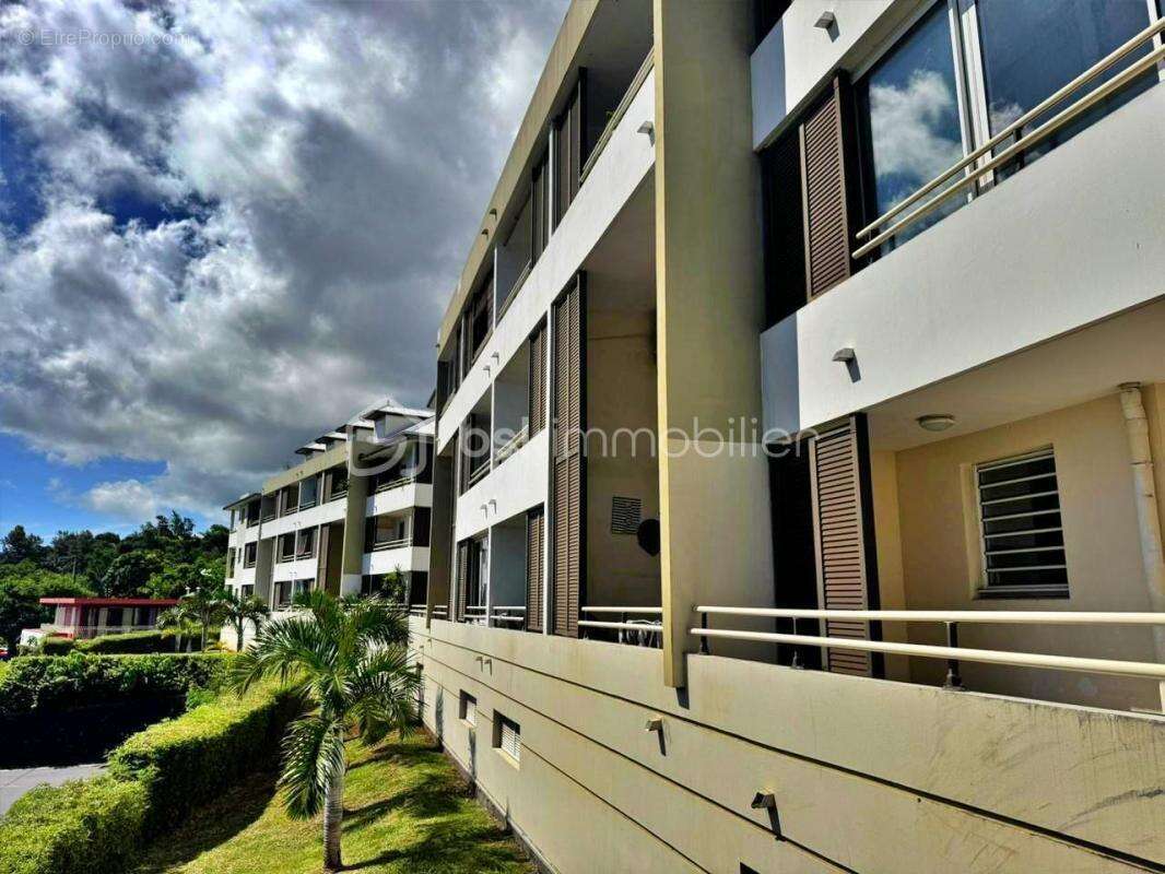  t4 duplex – dernier étage – vue mer – centre-ville les avirons  - photo 13