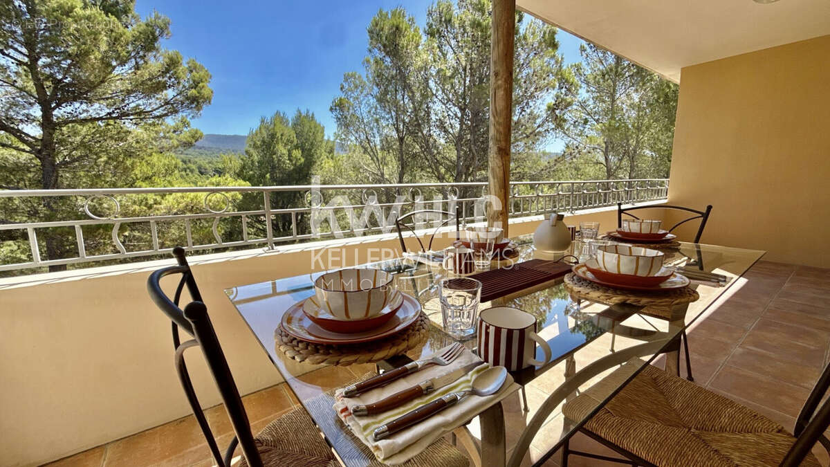 Appartement 76 m² à Saumane-De-Vaucluse  - photo 8