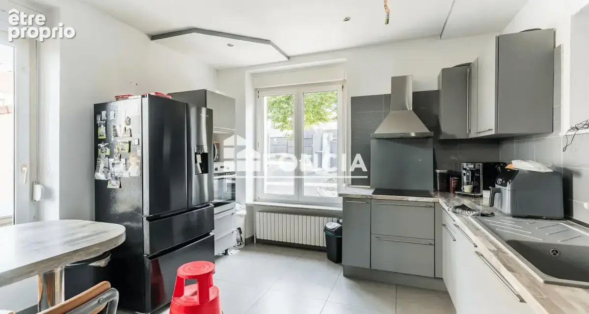 Maison entièrement rénovée - photo 6