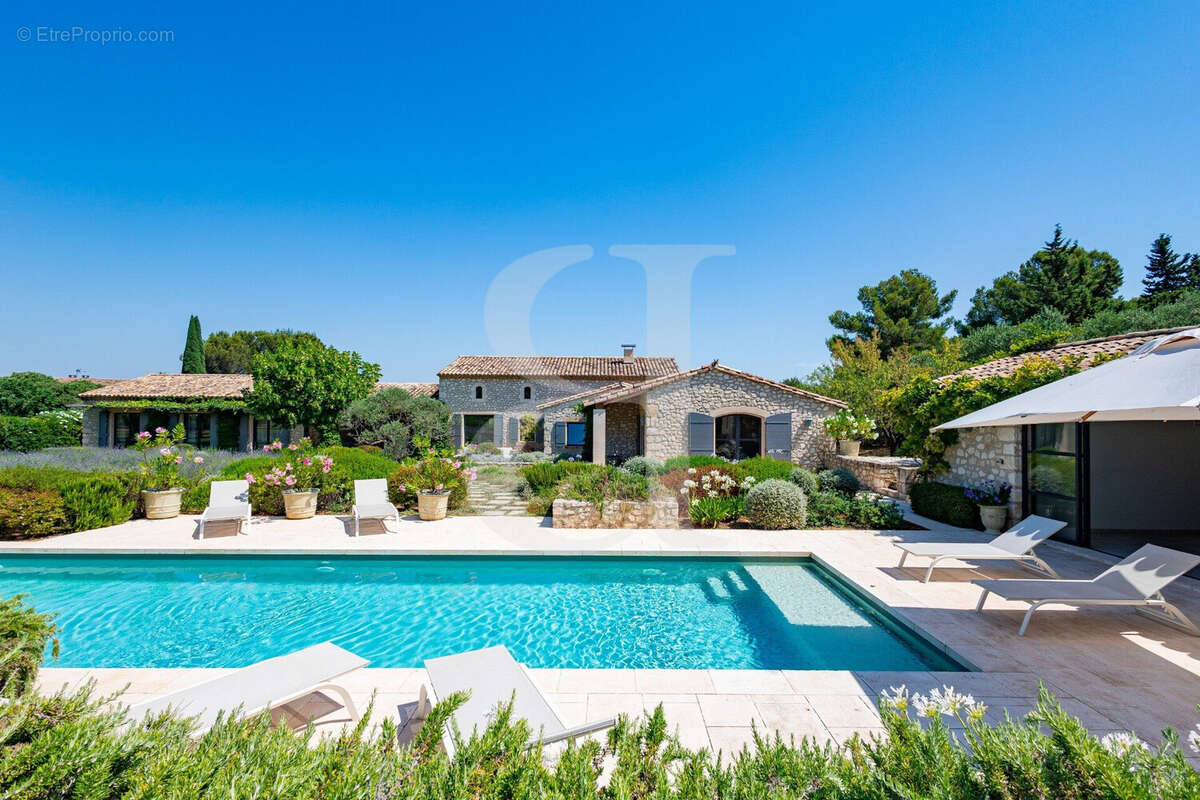 Maison à EYGALIERES