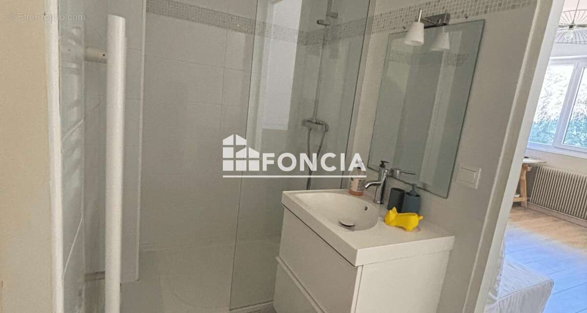 Appartement T4 102 m2, rénové dans un cadre privilégié à ETIOLLES avec PISCINE ET TERRAINS DE TENNIS - photo 21