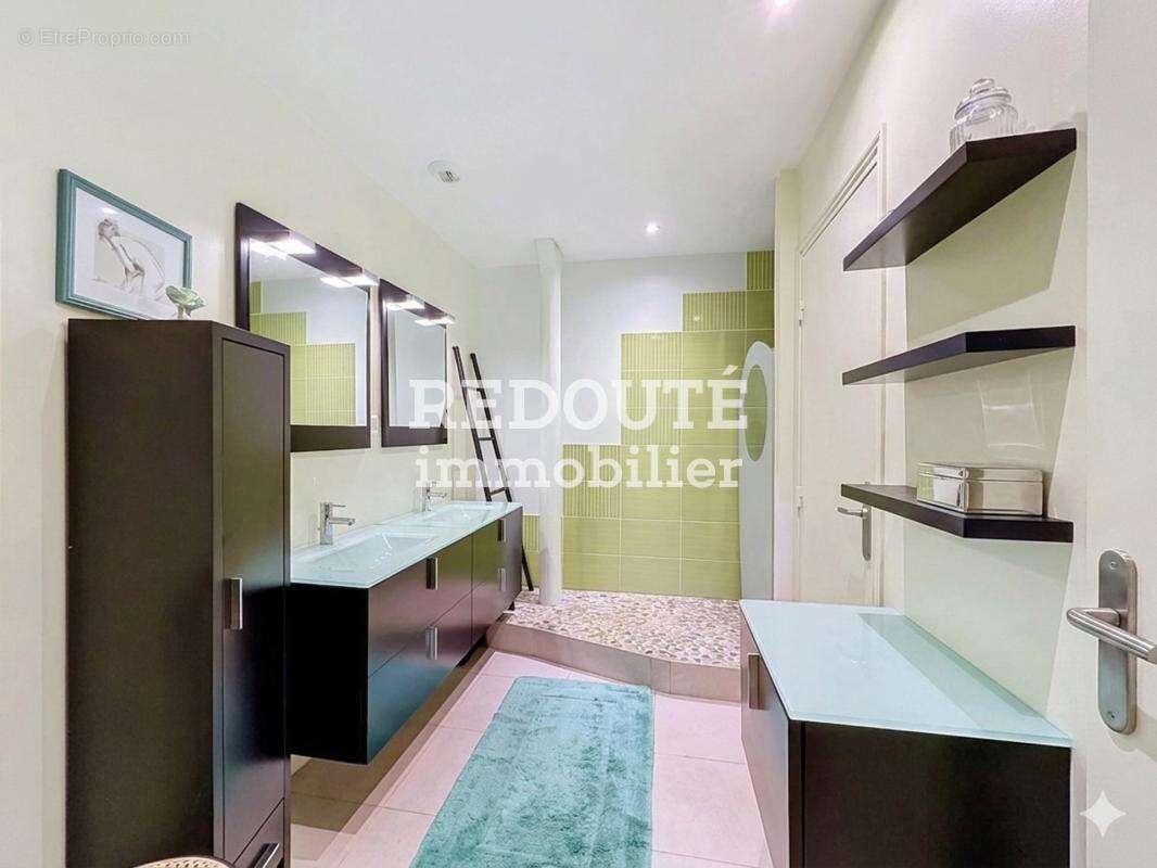 A VENDRE - Appartement de 170m2 en rez-de-jardin - EPERNAY - photo 5