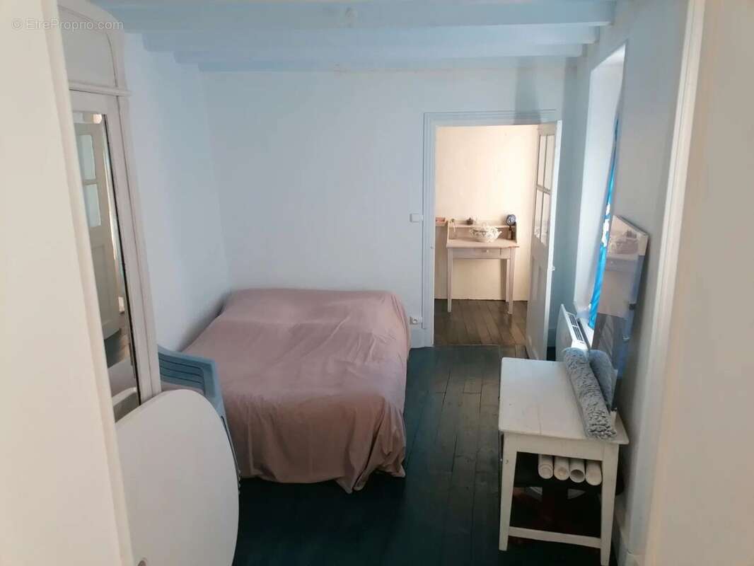 Maison à AUZAT-LA-COMBELLE