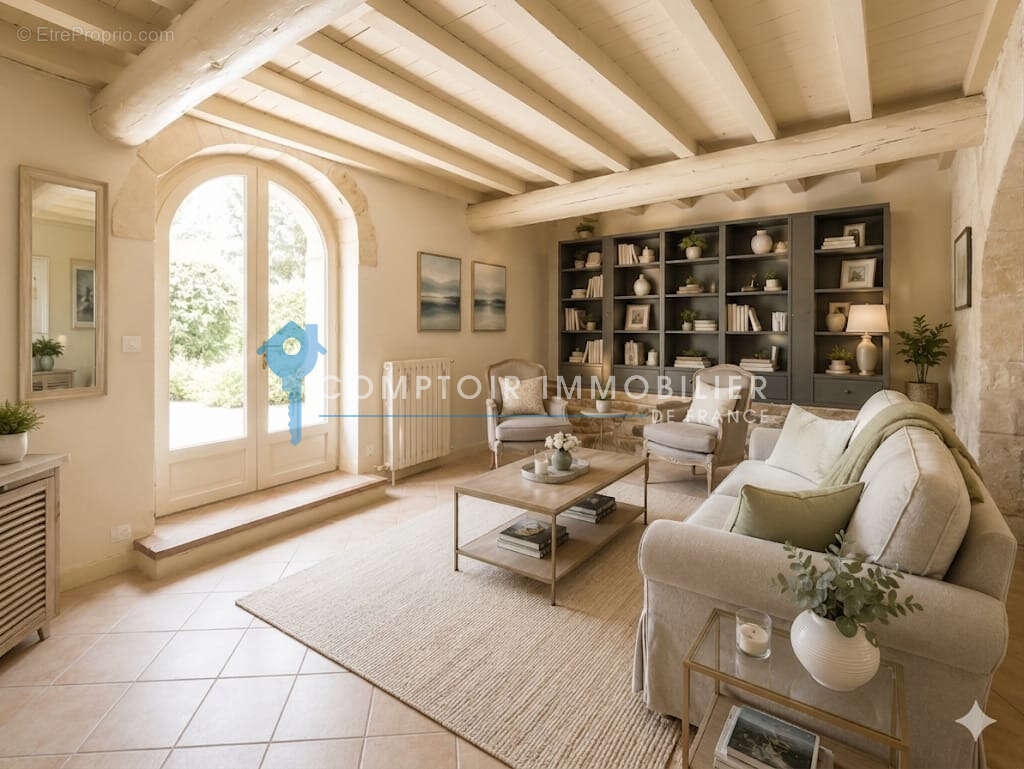 Maison à FONTVIEILLE