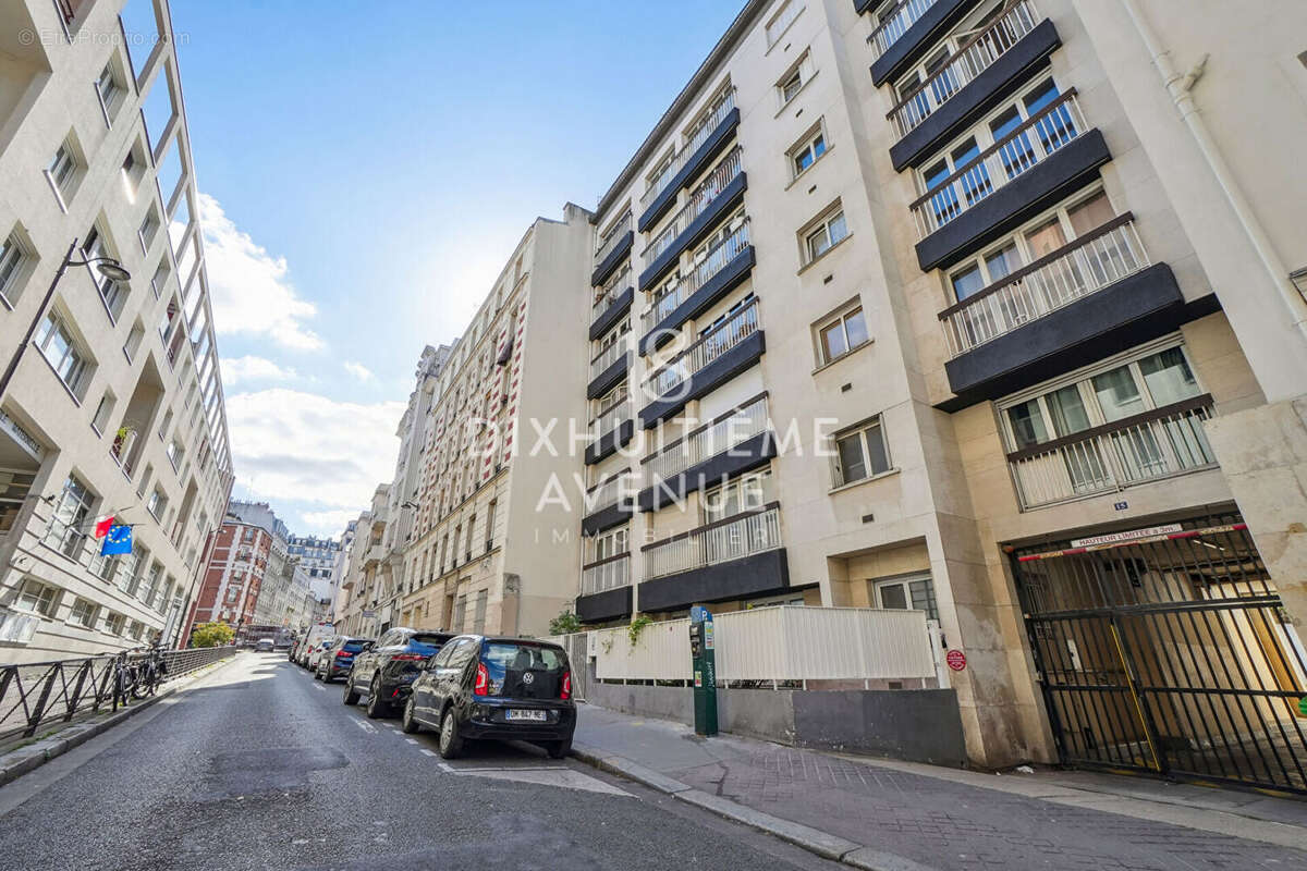 Appartement à PARIS-18E