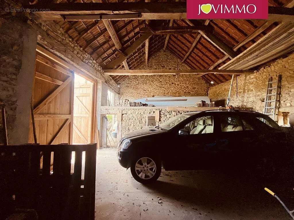 Maison à FONTANIERES