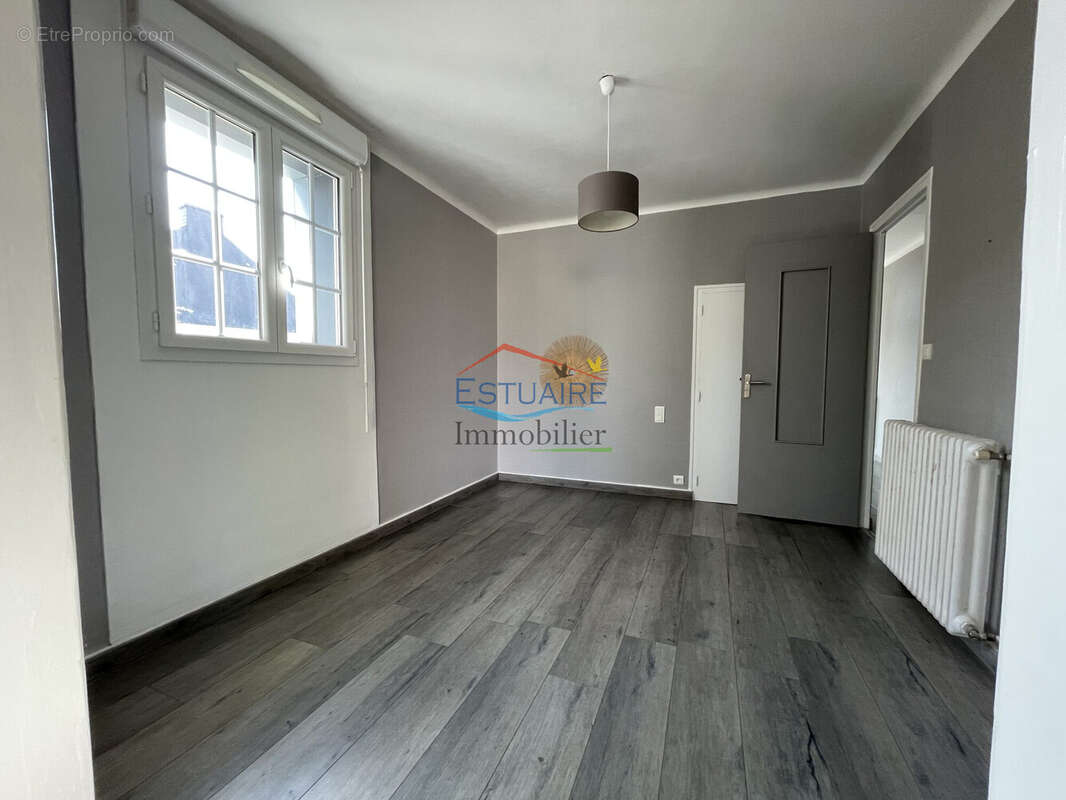 Maison 155 m² à Donges  - photo 6