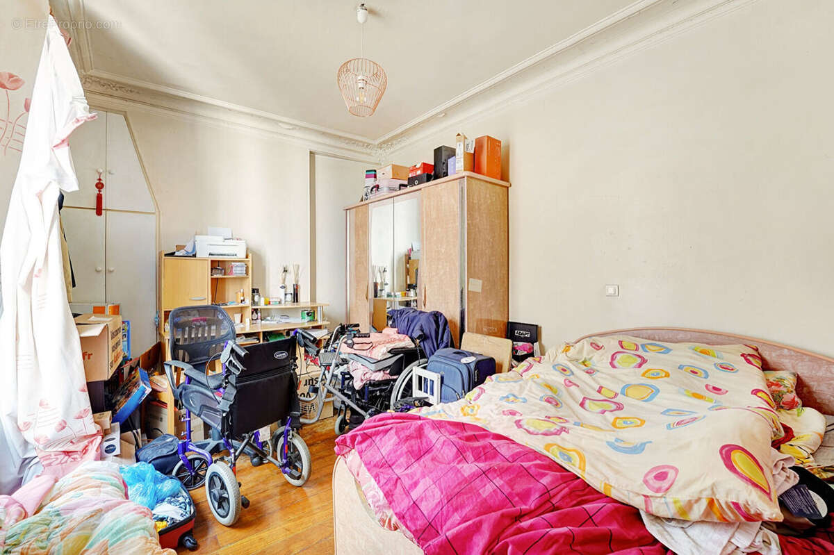 Appartement à PARIS-10E