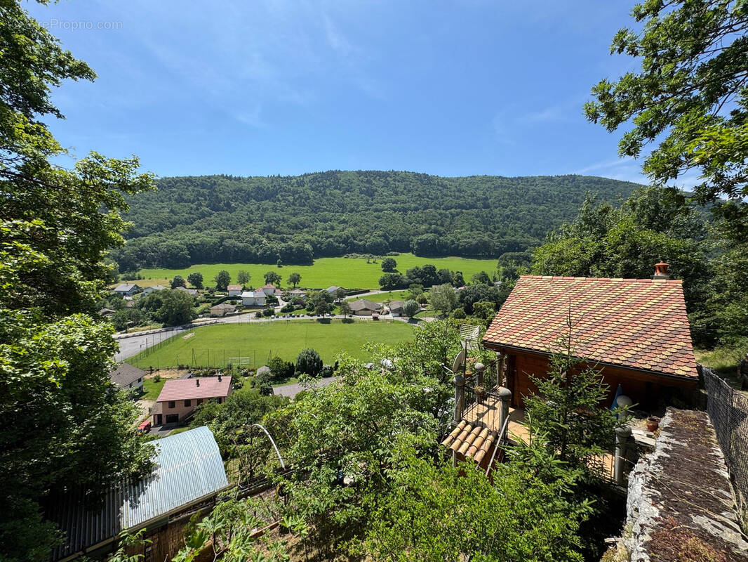 Appartement à MONNETIER-MORNEX