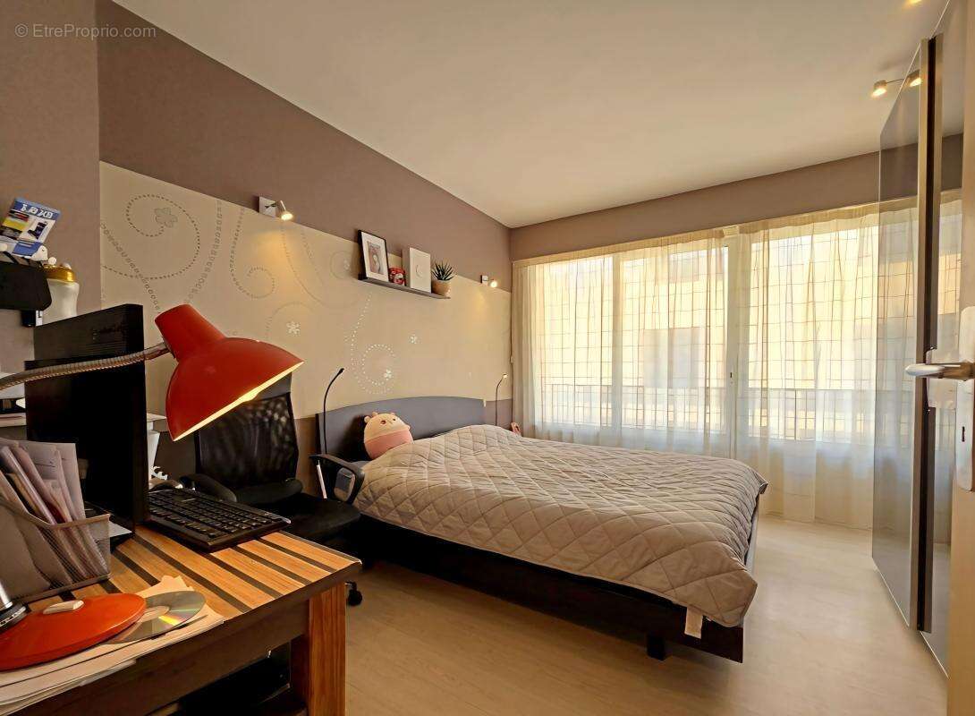 Appartement à SANARY-SUR-MER