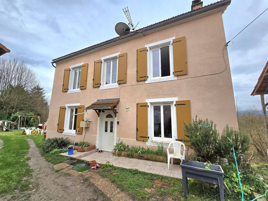 Maison à LIMONS