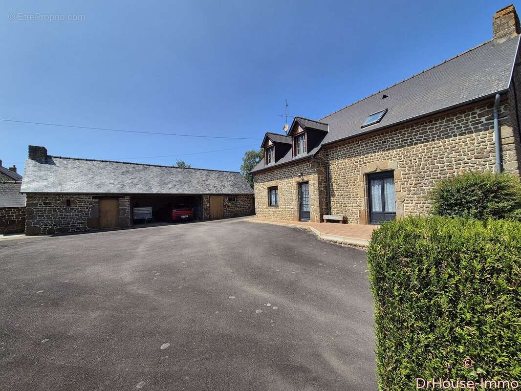 Maison 103 m² à Gorron  - photo 3