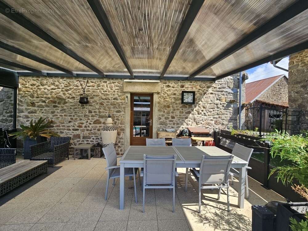 Maison à MARSAC