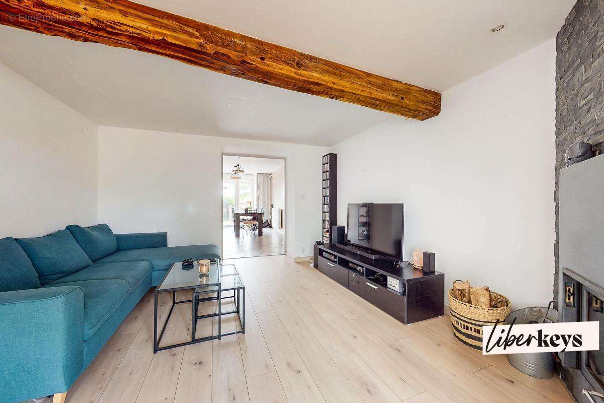 Maison - 5 pièces - 96m2 - photo 2
