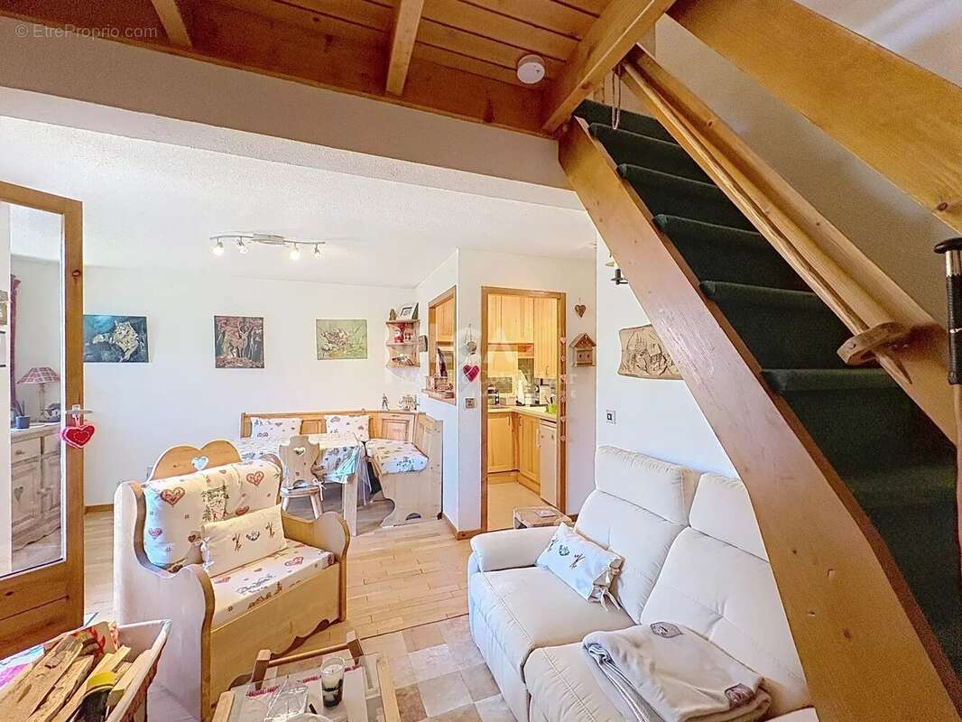 Trois pièces en duplex vue dominante - photo 4