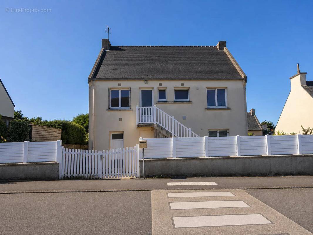 Maison à CLEDER