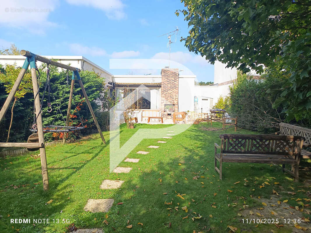 Maison à OZOIR-LA-FERRIERE