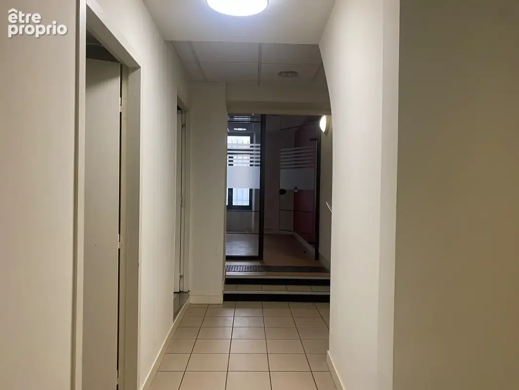 à vendre Local/bureaux 282 m² – Centre-ville d’Alès - photo 8