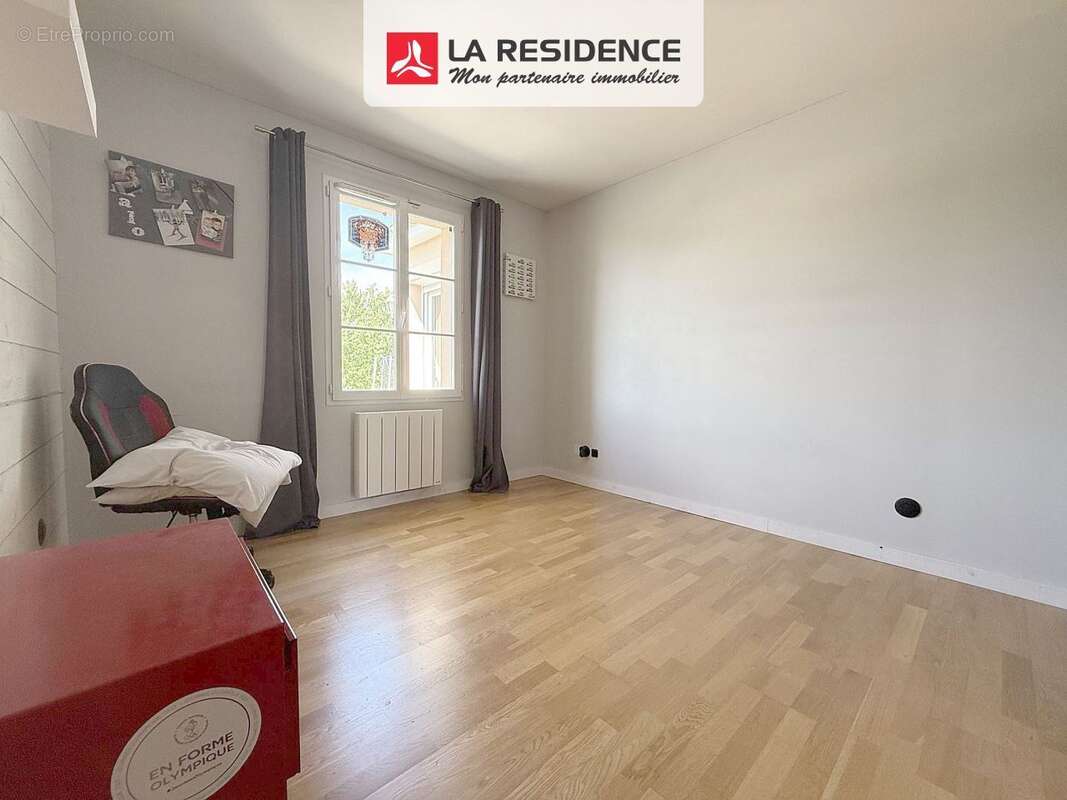 Maison 114 m² à Moisson  - photo 8